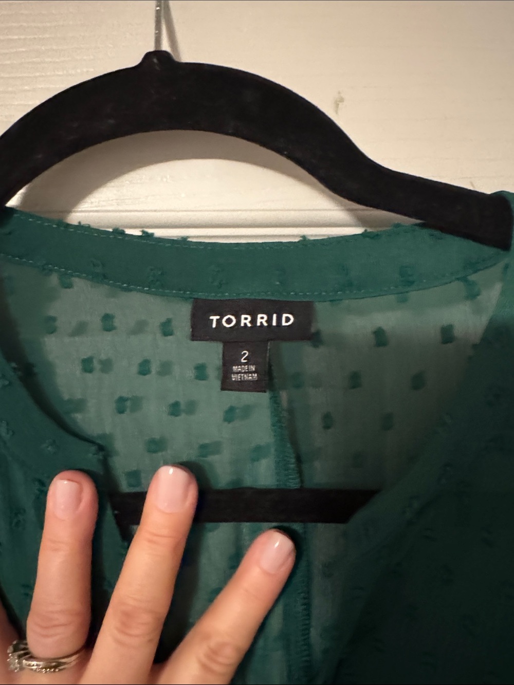 torrid Emerald Green Button-Front Tiered Midi Dress - Picture 2 of 5